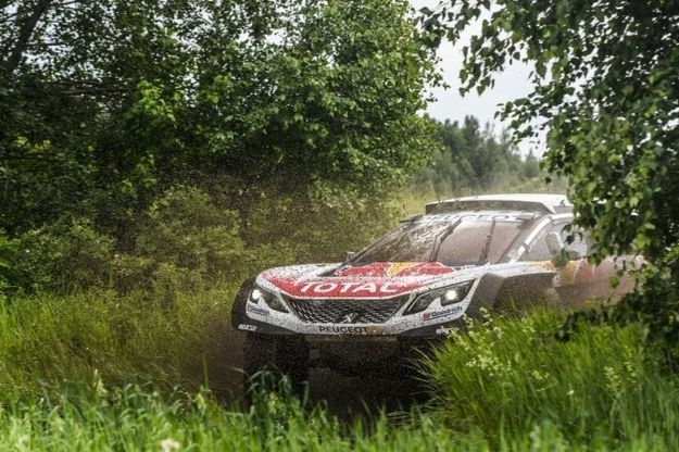 Peugeot, è già dominio al Silk Way Rally