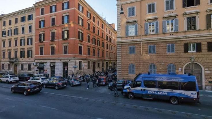 Termini, sgomberato lo stabile di via del Macao. Rocca: “Diventerà uno studentato universitario”