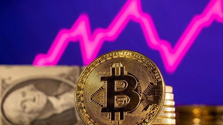 Bitcoin, nuovo record storico sopra 69mila dollari