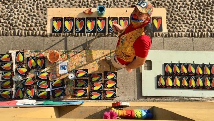 I taccuini dell'artista Mancino per raccogliere fondi in favore dei bimbi malati