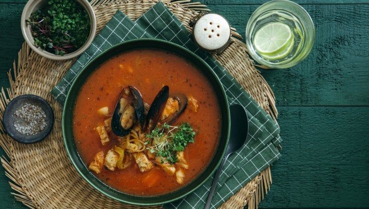 Salutare e versatile, il pesce al centro della cucina italiana: cresce il consumo nel 2021