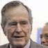 Molestie, nuove accuse a Bush senior: 