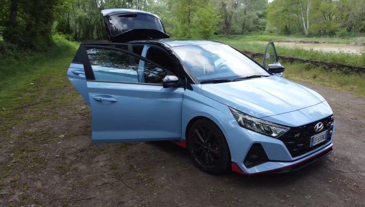 #Ontheroad Hyundai i20, il Nurburgring nel cuore. E la grinta di Nicola Bartolini, campione del mondo di ginnastica