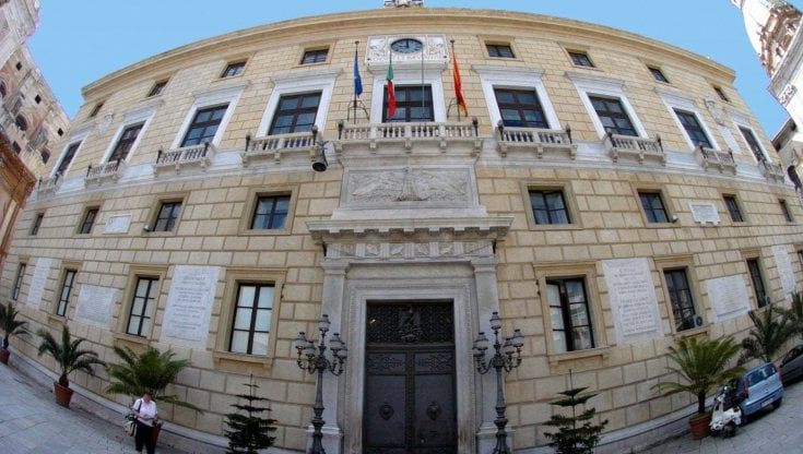 Il centrosinistra a pezzi cerca un altro candidato dopo il no di Miceli, ai ferri corti i big di M5s e Pd