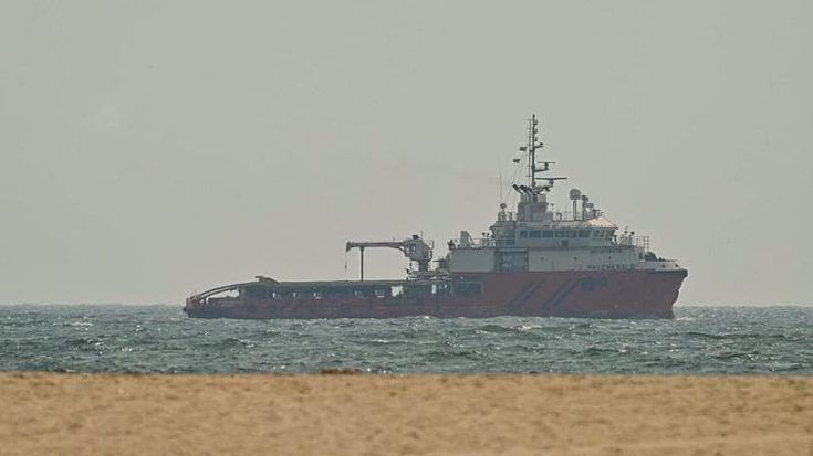 Guerra in Iran, news. Attaccate diverse navi ad Hormuz. Trump: “Colpiremo un impianto nucleare”