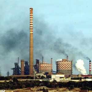 Segnali positivi dall'industria europea, balzo della produzione a gennaio