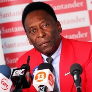 Brasile in apprensione per Pelé: nuovo ricovero in ospedale, operato alla prostata