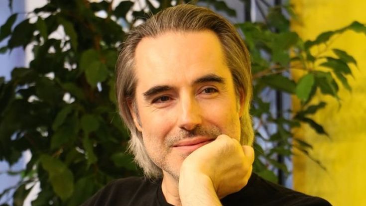 Matteo Bussola sul Catcalling: “Mia figlia ha detto: papà, mica esisto per piacere ai maschi"