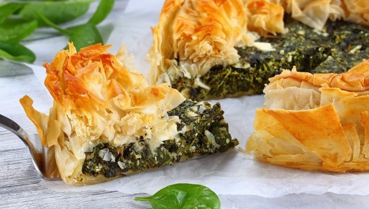 La spanakopita greca con spinaci e feta 