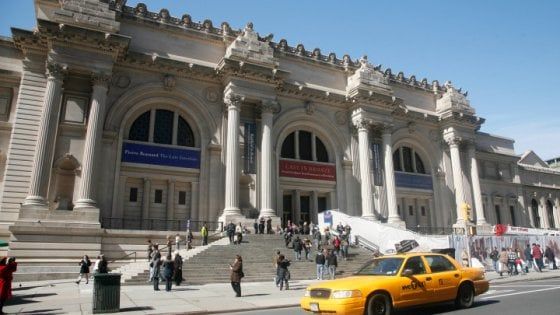Addio offerta libera, al Met di NY si pagherà il biglietto: "Una volta tutti donavano, ora non più"