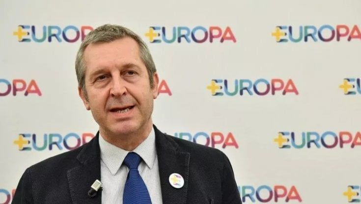 +Europa, Della Vedova si ricandida alla guida del partito: "Sì a una federazione liberal-democratica alternativa ai sovranisti"