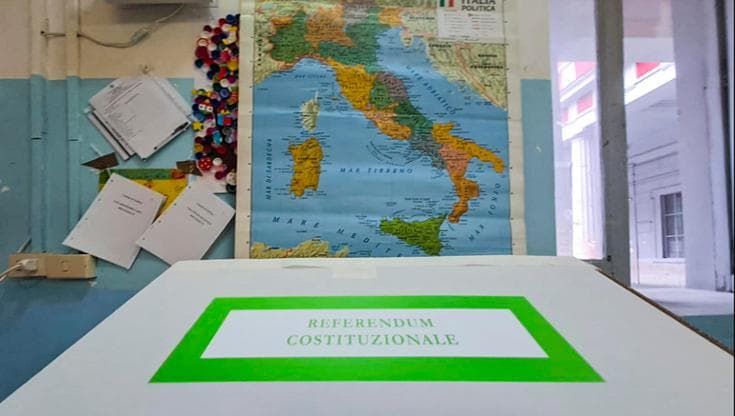 Napoli prima per il No al referendum: Scampia vola all’83%, Posillipo si ferma al 55%