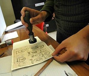 Tessere elettorali, la carica dei 100milaassalto dei romani agli sportelli