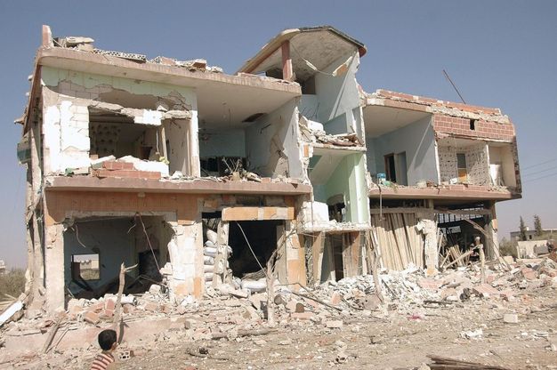 Siria, autobomba vicino Homs. Assad riconquista il nord