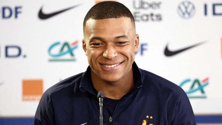Mbappé: "Il Psg non voleva farmi più giocare, sono stato salvato da Luis Enrique e Campos”