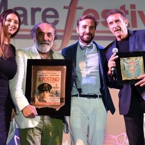 Salina, show in piazza di Haber e Greggio