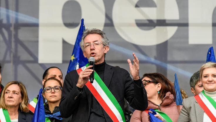 Manfredi prenota la piazza per l’Europa di Bologna: “Sindaci in prima linea”