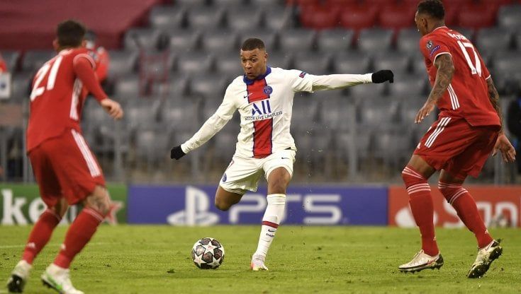 Champions, Bayern Monaco-PSG 2-3: Mbappé dà spettacolo sotto la neve