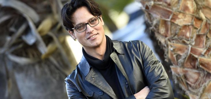 Garko su Facebook: "Quello che è successo mi ha cambiato, ciò che provo lo tengo per me"