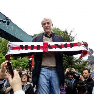 Milano, i social gli chiedono di ripensarci. Ma Pisapia non cede "Già deciso, largo ai giovani"