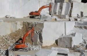 E' di un sessantenne il corpo decapitato in cava