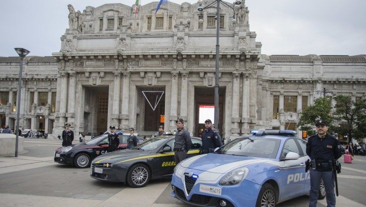 In stazioni e periferie servono progetti sociali e urbanistici più che esercito e pestaggi 