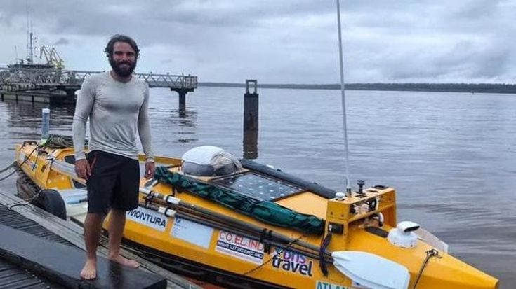 Attraversa l’Atlantico a remi: l’impresa di Lorenzo Barone lungo la via delle polveri del Sahara