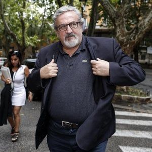 Consulta: legittimi i divieti per le toghe nei partiti