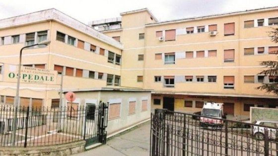 Caltanissetta, depressa si uccise: medico condannato, 850mila euro ai figli