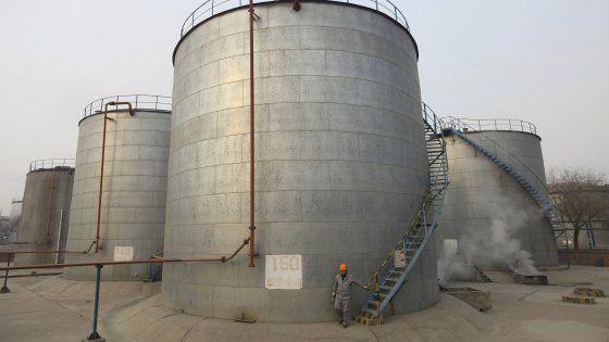 Petrolio a 20 dollari, ora ci credono in tanti. E il rischio di default dell'Arabia è più alto del Portogallo