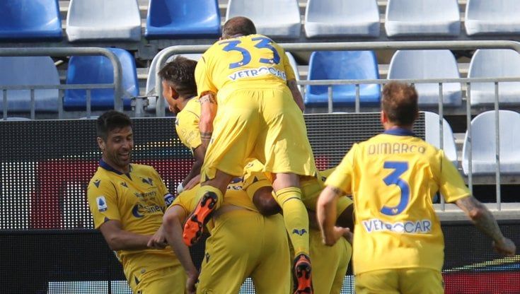Cagliari-Verona 0-2: Barak e Lasagna stendono i sardi