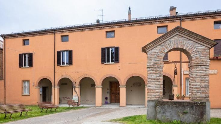 Marchesini, un cohousing per lavoratori nella canonica a 250 euro al mese