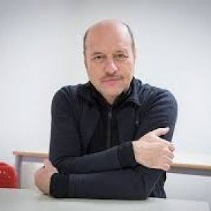 Eraldo Affinati: "L'impegno è agire, io lo faccio a scuola" 