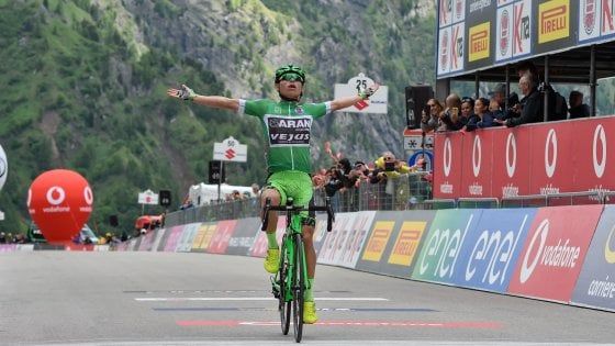 Ciclismo, Ardila vince il Giro d’Italia Under 23. Show di Rubio sul Fedaia