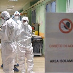 Cinque decessi per coronavirus nelle ultime 24 ore in Piemonte, tre nel Torinese
