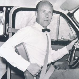 11 aprile 1988, arrivano in Italia le cinture di sicurezza