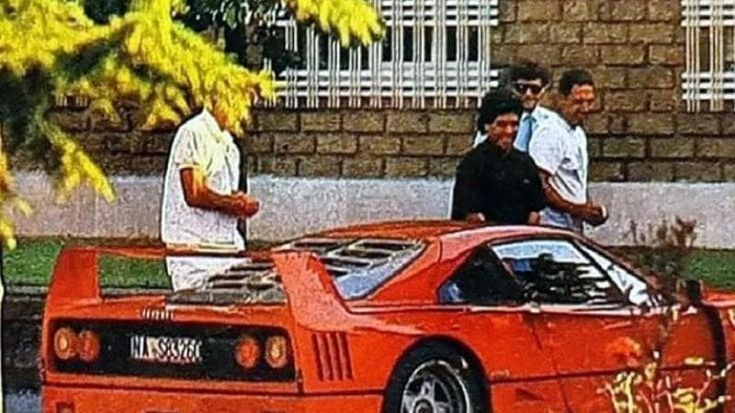 Bruno Giordano ricorda Diego: "Mi prestò la sua Ferrari e mi ritrovai assediato dai tifosi. Gliela riportai subito. Ma era lui a invidiare me"