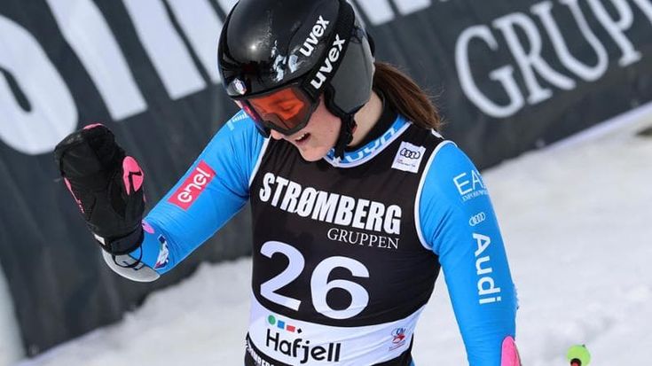 Anna Trocker, prodigio azzurro: la tennista che ha scelto lo sci è già nella Top 10 a 17 anni