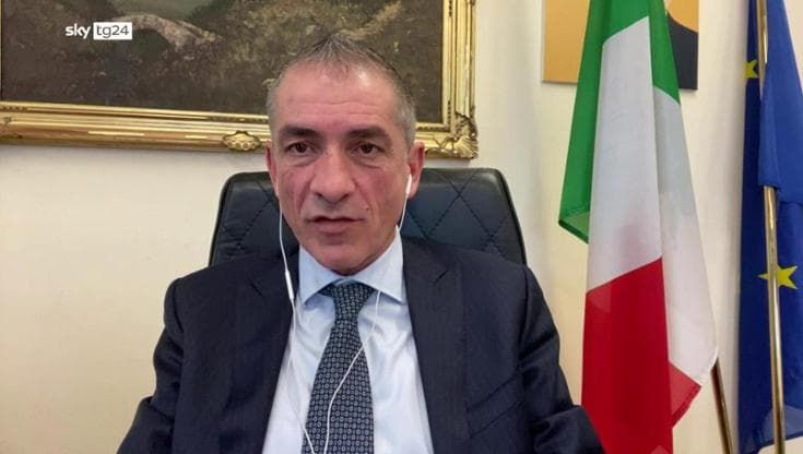 Covid, Costa: "Tenere in classe tutti i bambini vaccinati"