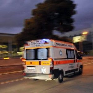 "Odio i negri". Rimini, 17enne aggredito e picchiato sulla porta di casa