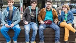 'Detective per caso', la sfida della normalità: così il cinema abbatte le barriere