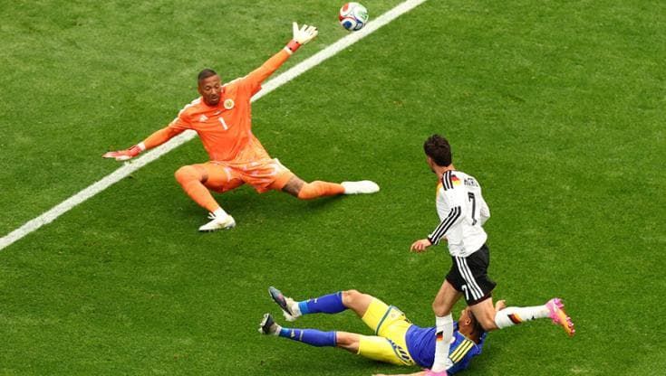 Curaçao segna un gol storico, ma la Germania vince 7-1
