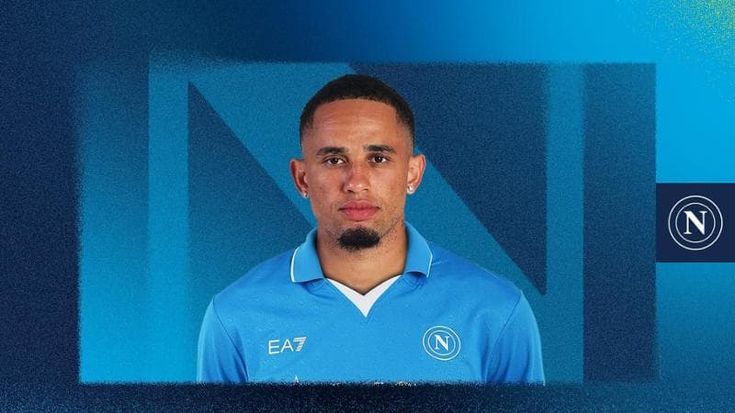Okafor atterra a Napoli, per lui le visite mediche: indosserà la maglia numero 9