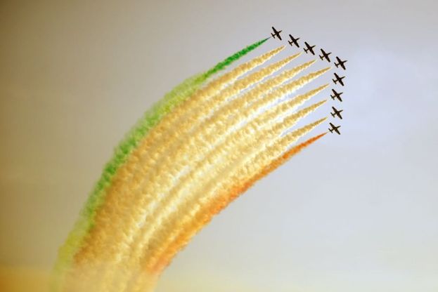 Le Frecce tricolori volano sopra Livorno