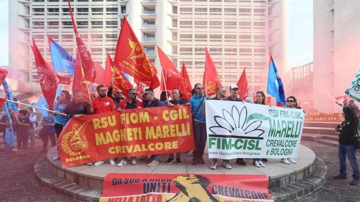 I sindacati a Urso: “Servono investimenti per garantire il futuro di Marelli e dell’auto”