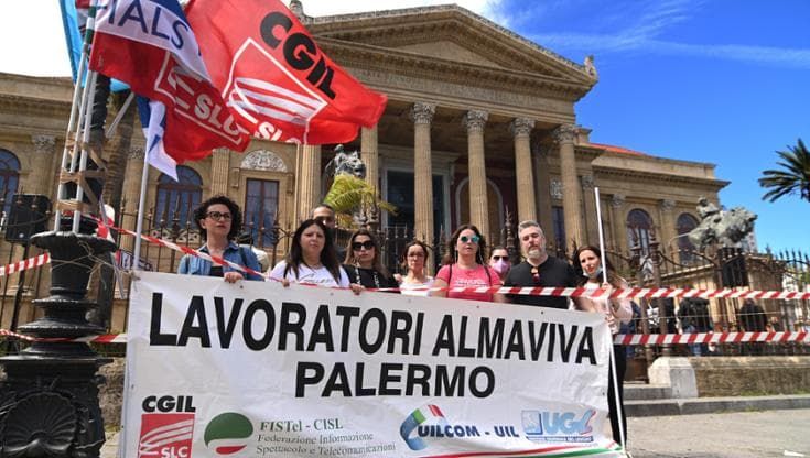 Sanità, call center fantasma: gli ex Almaviva restano al palo
