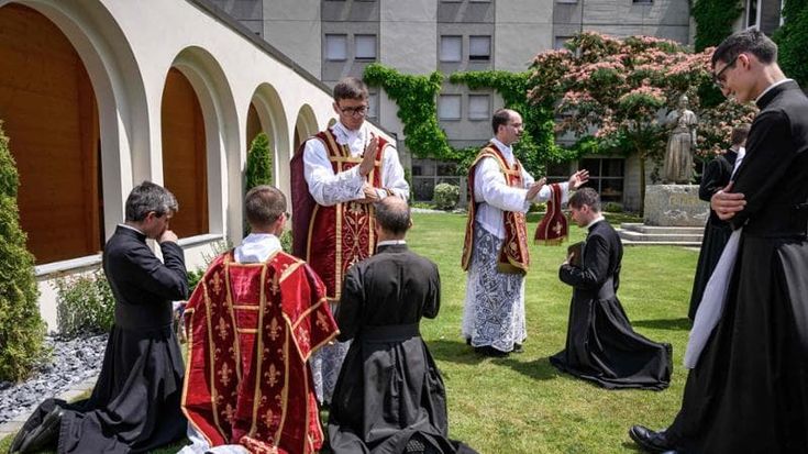 L’appello del Papa: fermatevi. No dei lefebvriani, sarà scisma