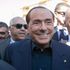 Berlusconi candidato alle europee: le sue nozze d'argento con la politica