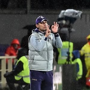 Fiorentina, Montella: "Sogno Champions difficile, la Lazio sta correndo"