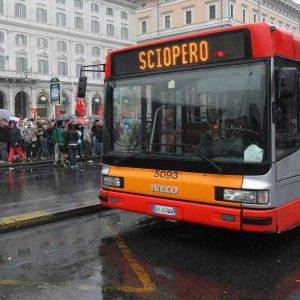 Operai, studenti, trasporto pubblico, in arrivo un venerd&igrave; 14 di scioperi e manifestazioni